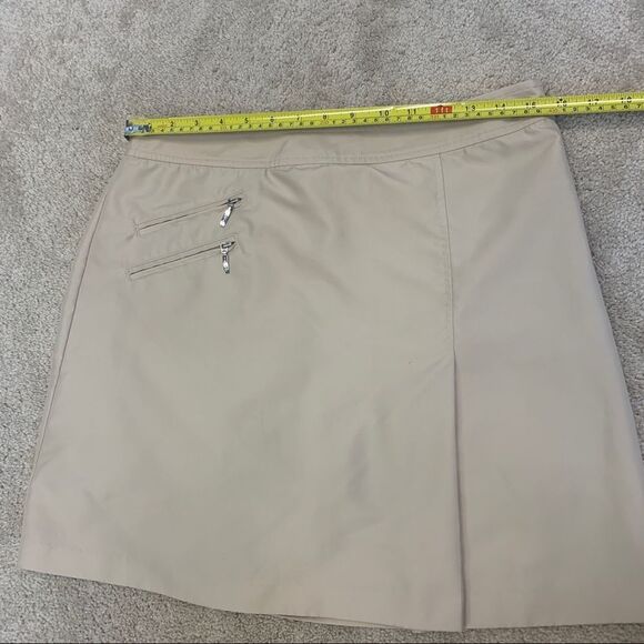 IZOD Golf beige tan brown skirt Sz 6 tennis - Picture 7 of 10